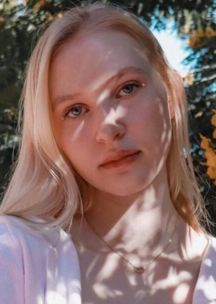 Lily Keene photo
