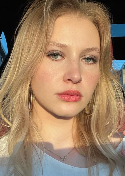 Lily Keene photo