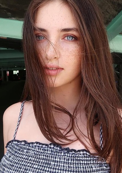 Lily Kruk photo