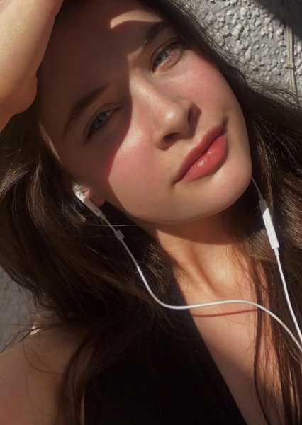 Lily magee photo