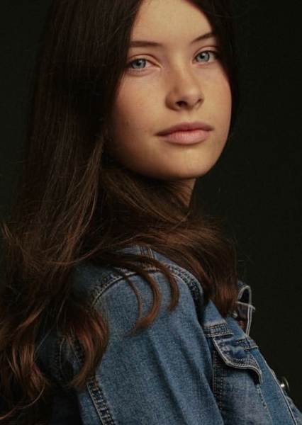 Lily magee photo