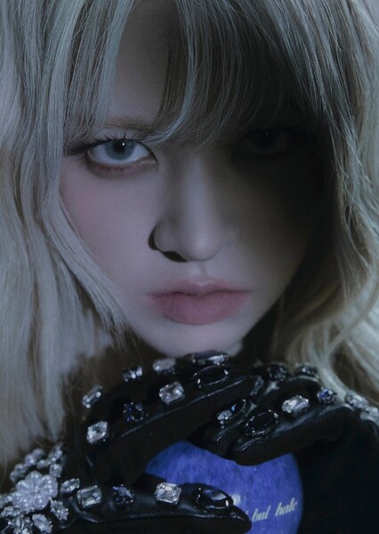 Lily Morrow photo