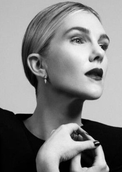 Lily Rabe photo