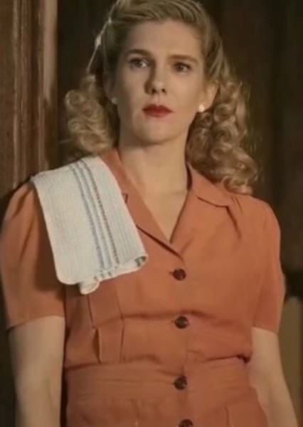 Lily Rabe