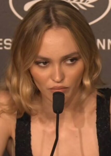 Lily-Rose Depp photo