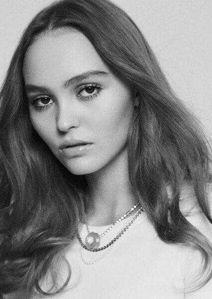 Lily-Rose Depp photo