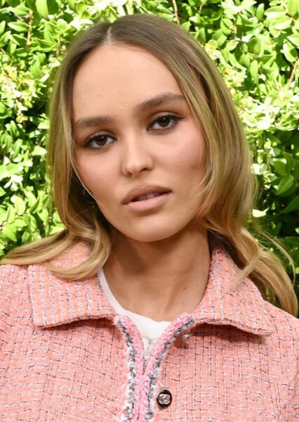 Lily-Rose Depp photo