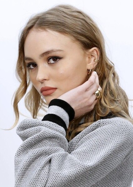 Lily-Rose Depp photo