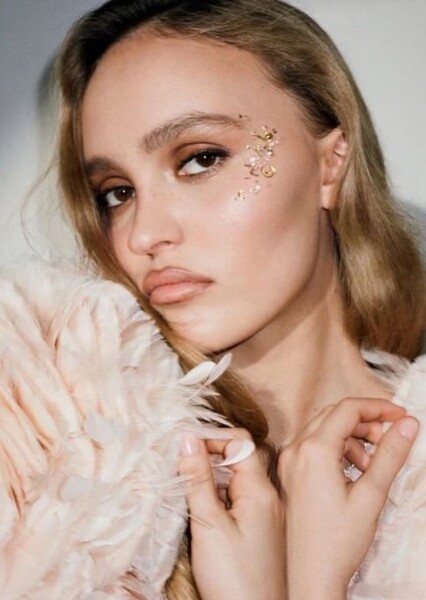 Lily-Rose Depp photo