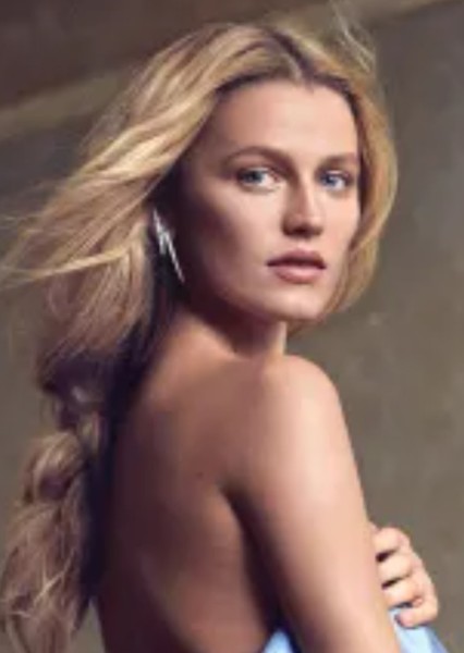 Lily Travers