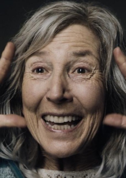 Lin Shaye photo
