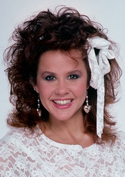 Linda Blair photo