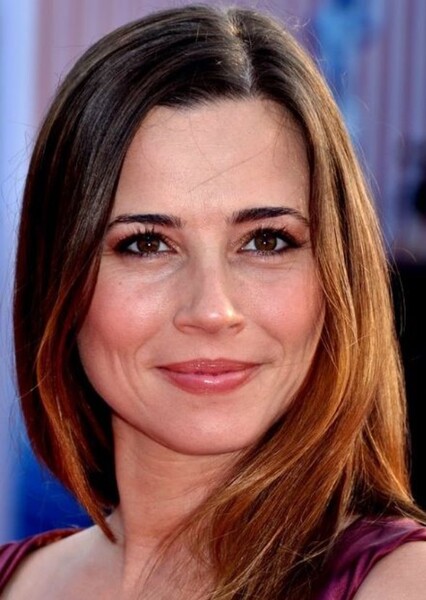 Linda Cardellini photo