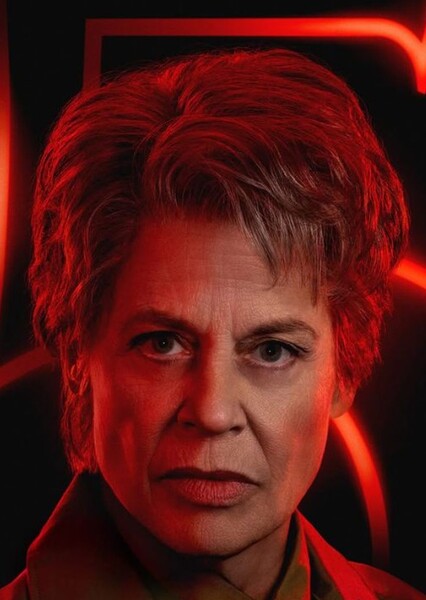 Linda Hamilton photo