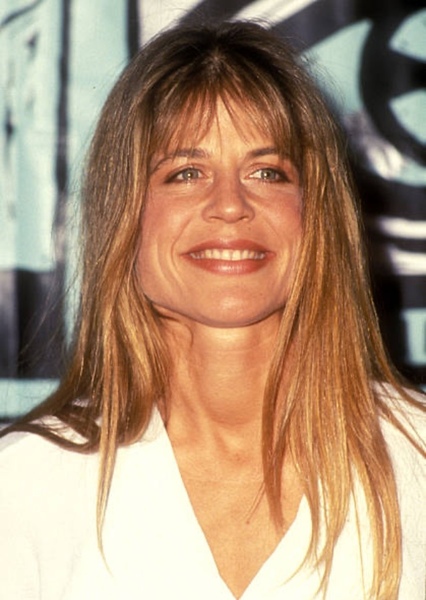Linda Hamilton photo