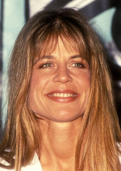 Linda Hamilton photo