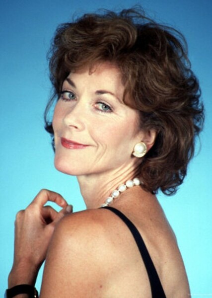 Linda Thorson photo