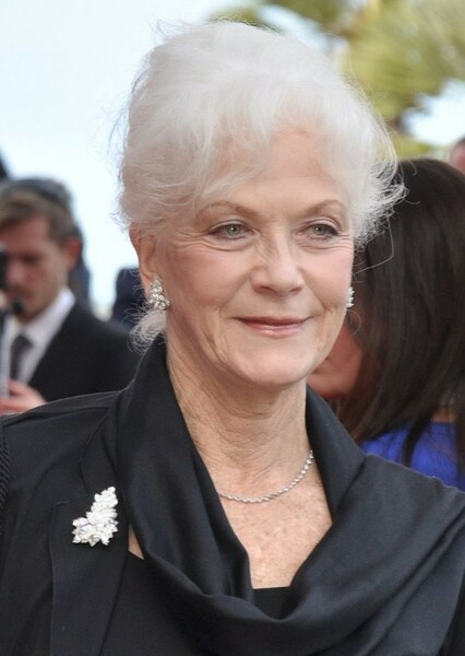 Linda Thorson photo