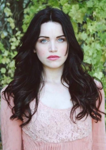 Lindsay Pearce photo