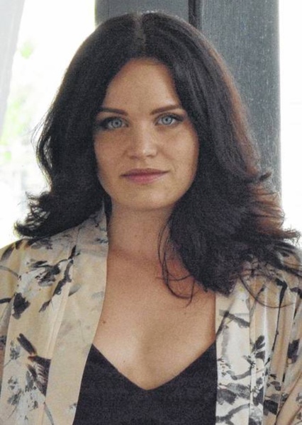 Lindsay Pearce photo