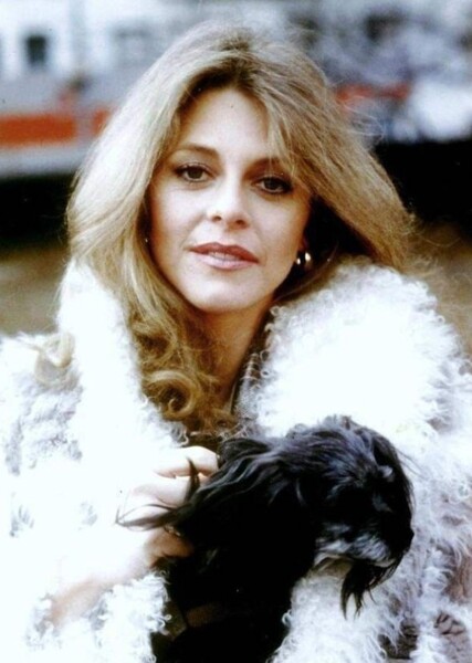 Lindsay Wagner photo