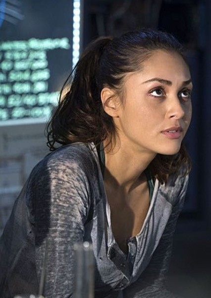 Lindsey Morgan photo