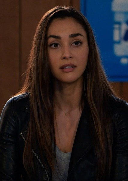 Lindsey Morgan photo