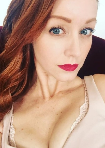 Lindy Booth photo