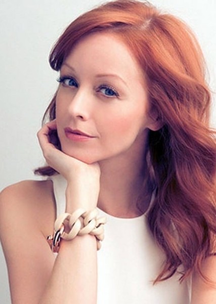 Lindy Booth photo