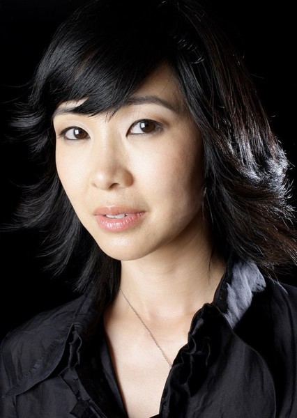 Linh-Dan Pham photo