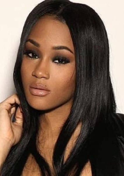 Lira Mercer photo