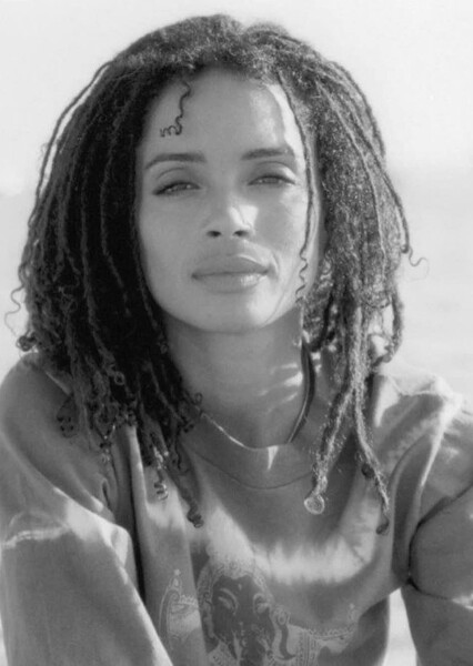 Lisa Bonet photo
