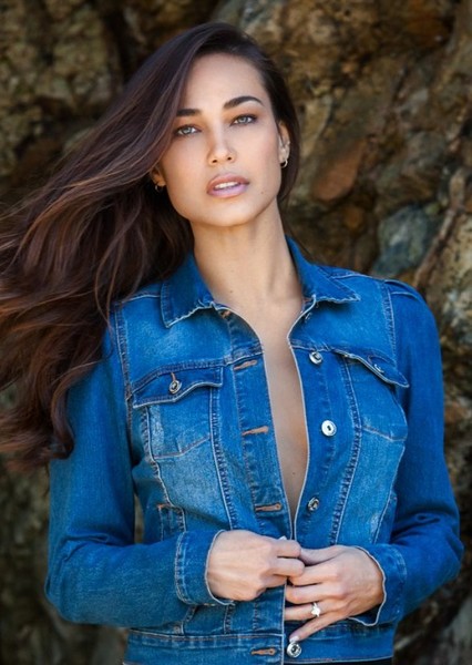 Lisa Dillon photo