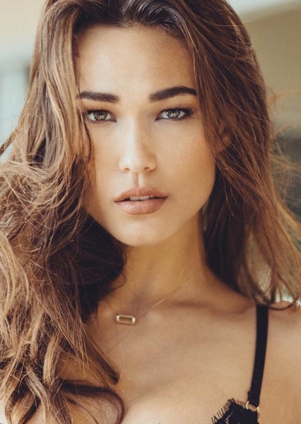 Lisa Dillon photo