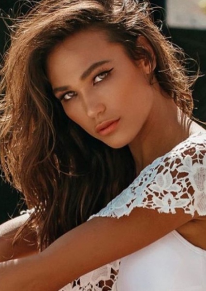 Lisa Dillon photo