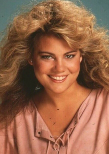 Lisa Whelchel photo
