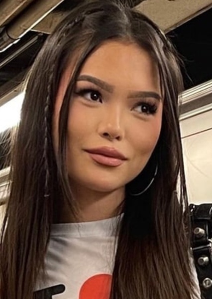 Lisa Yamada photo