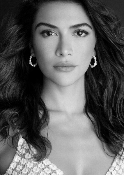 Lisette Olivera photo