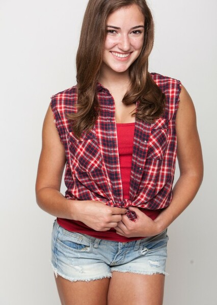 Liv Hutchings photo