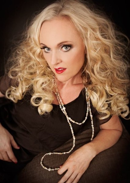 Liv Kristine photo