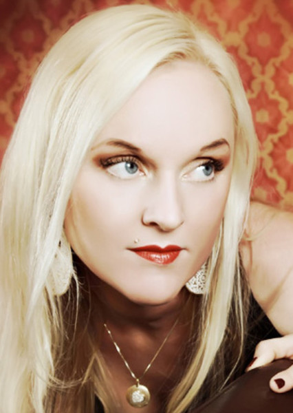 Liv Kristine photo
