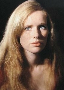Liv Ullmann