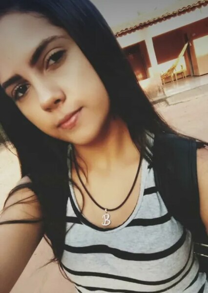 Livia Alves photo