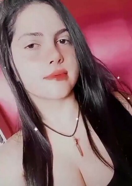 Livia Alves photo