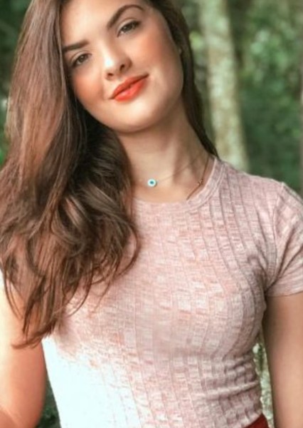 Lívia Inhudes photo