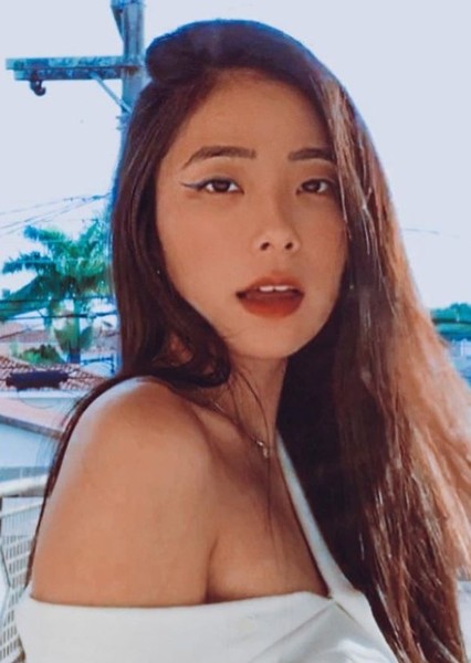 Livia Ogata photo