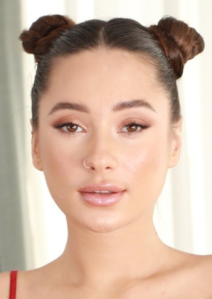Liya Silver photo