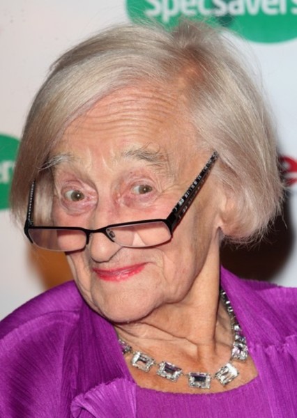 Liz Smith photo