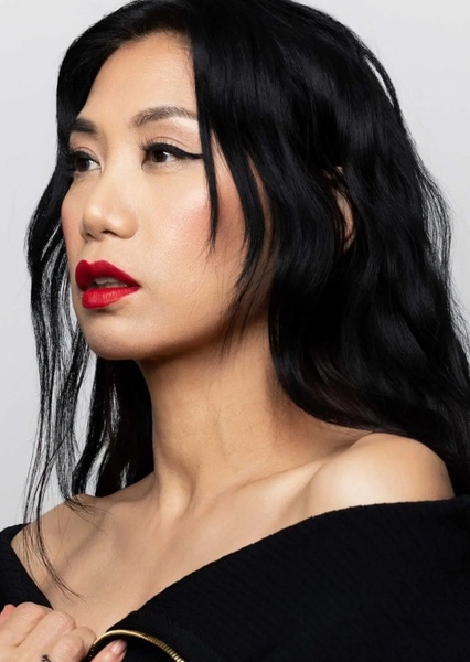 Liza Lapira