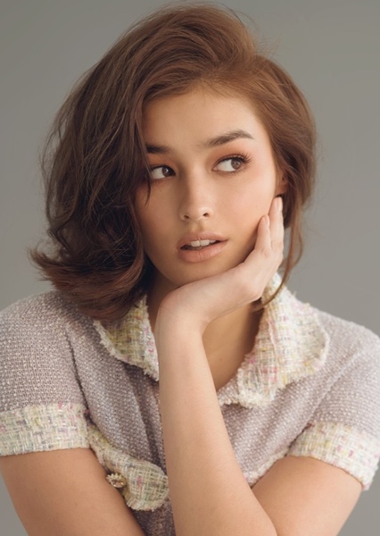 Liza Soberano photo